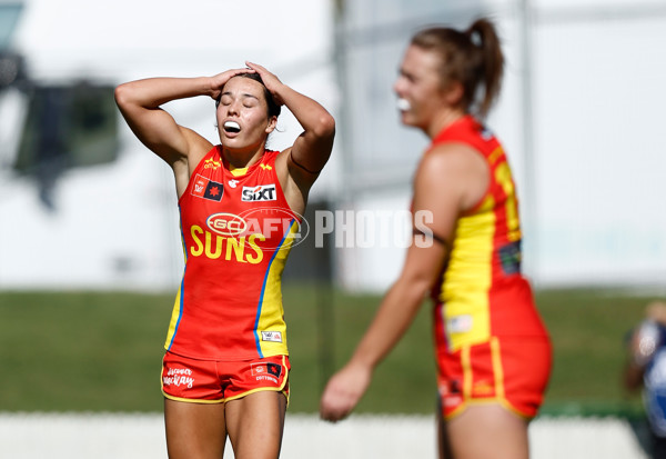 AFLW 2024 Round 02 - Gold Coast v Carlton - A-53800739