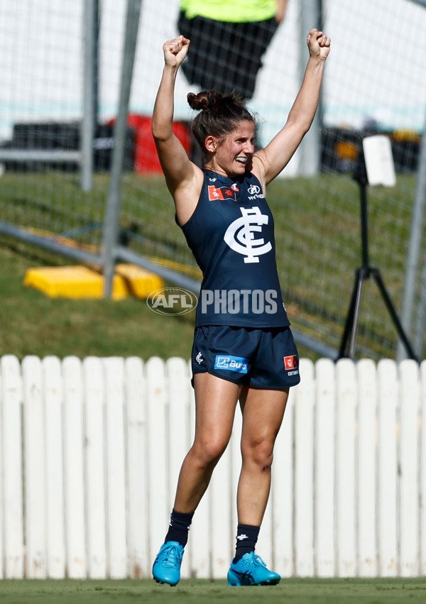 AFLW 2024 Round 02 - Gold Coast v Carlton - A-53800740