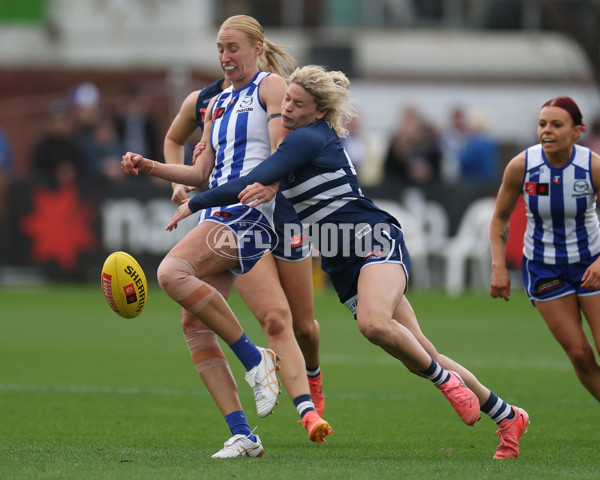 AFLW 2024 Round 02 - North Melbourne v Geelong - A-53800750