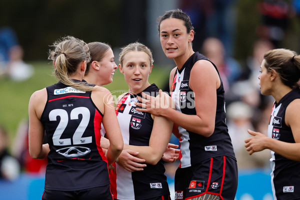 AFLW 2024 Round 02 - St Kilda v Sydney - A-53802959