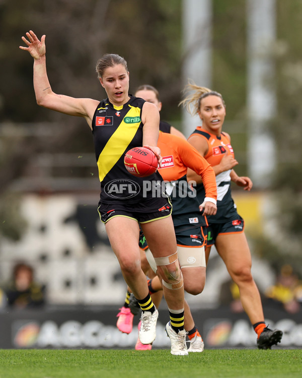 AFLW 2024 Round 02 - Richmond v GWS - A-53802995