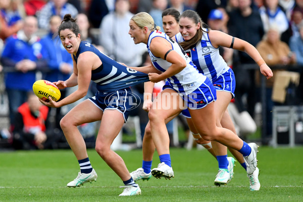 AFLW 2024 Round 02 - North Melbourne v Geelong - A-53803329