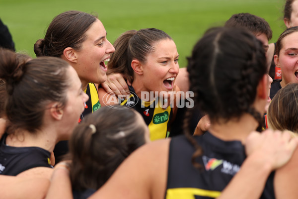 AFLW 2024 Round 02 - Richmond v GWS - A-53805665