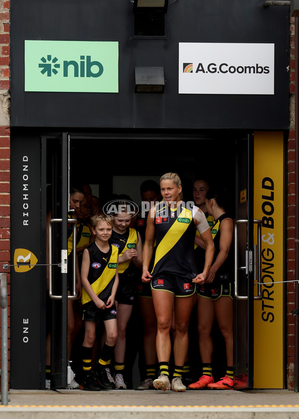 AFLW 2024 Round 02 - Richmond v GWS - A-53805674