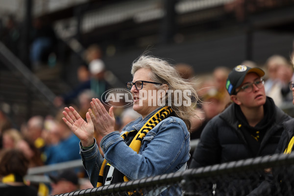 AFLW 2024 Round 02 - Richmond v GWS - A-53806134