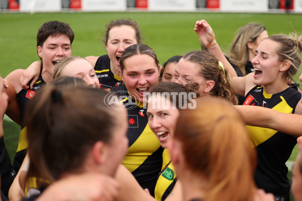 AFLW 2024 Round 02 - Richmond v GWS - A-53806157