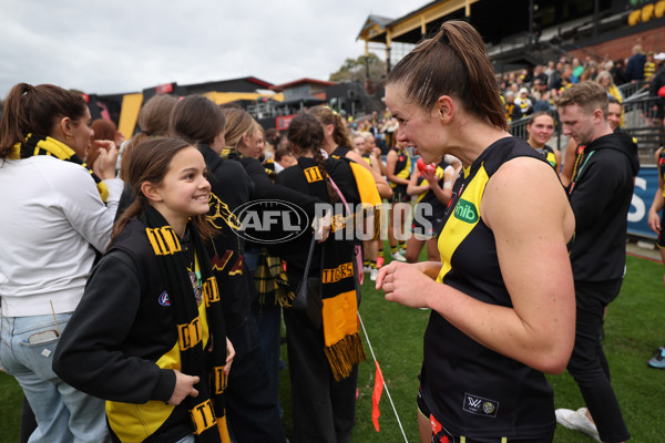 AFLW 2024 Round 02 - Richmond v GWS - A-53806161