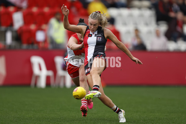 AFLW 2024 Round 02 - St Kilda v Sydney - A-53808397
