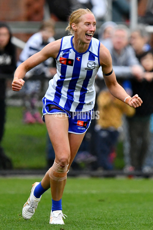 AFLW 2024 Round 02 - North Melbourne v Geelong - A-53808401