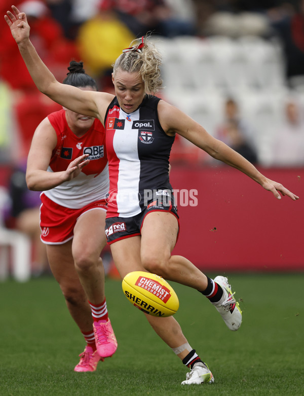 AFLW 2024 Round 02 - St Kilda v Sydney - A-53808981