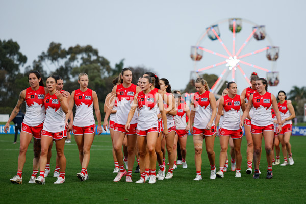 AFLW 2024 Round 02 - St Kilda v Sydney - A-53810949