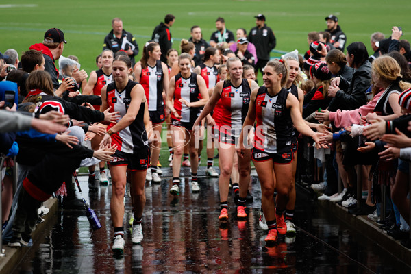 AFLW 2024 Round 02 - St Kilda v Sydney - A-53810957