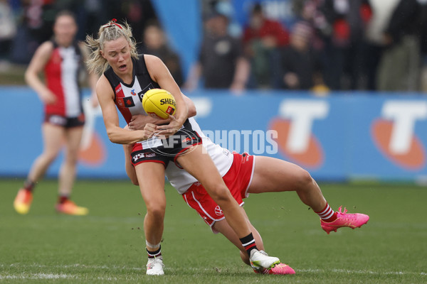 AFLW 2024 Round 02 - St Kilda v Sydney - A-53813693