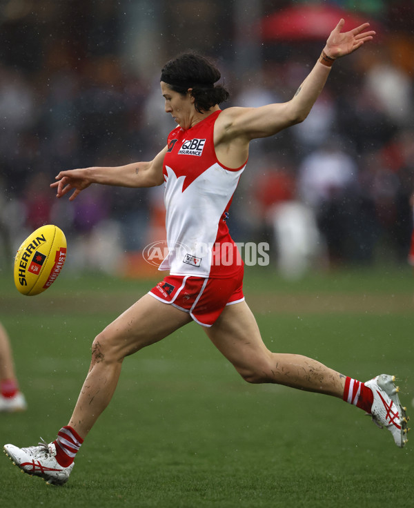 AFLW 2024 Round 02 - St Kilda v Sydney - A-53814128