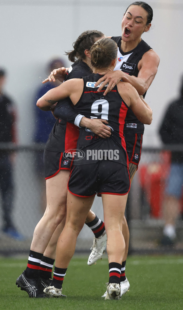 AFLW 2024 Round 02 - St Kilda v Sydney - A-53814178