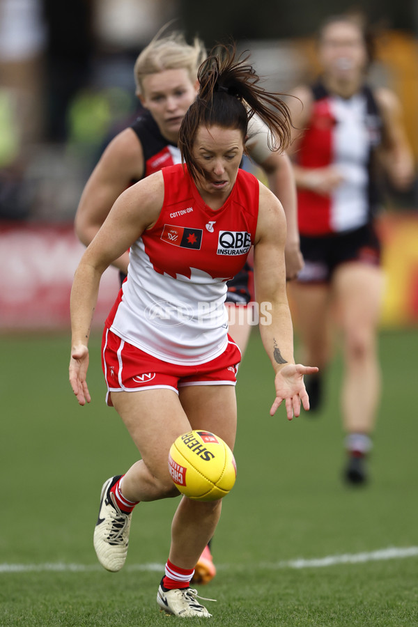 AFLW 2024 Round 02 - St Kilda v Sydney - A-53816427
