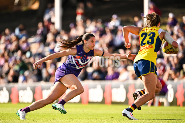 AFLW 2024 Round 02 - Fremantle v Adelaide - A-53818916