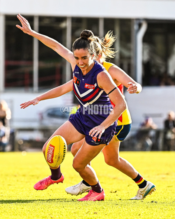 AFLW 2024 Round 02 - Fremantle v Adelaide - A-53818917