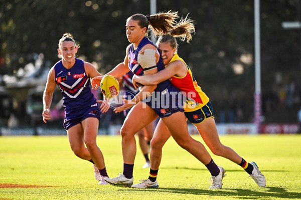 AFLW 2024 Round 02 - Fremantle v Adelaide - A-53818931