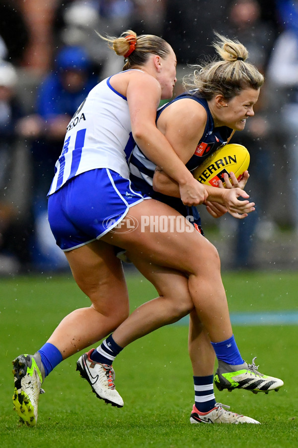 AFLW 2024 Round 02 - North Melbourne v Geelong - A-53818958