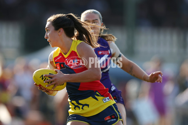 AFLW 2024 Round 02 - Fremantle v Adelaide - A-53819375