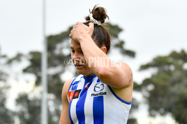 AFLW 2024 Round 02 - North Melbourne v Geelong - A-53819378