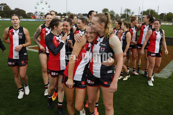 AFLW 2024 Round 02 - St Kilda v Sydney - A-53819379