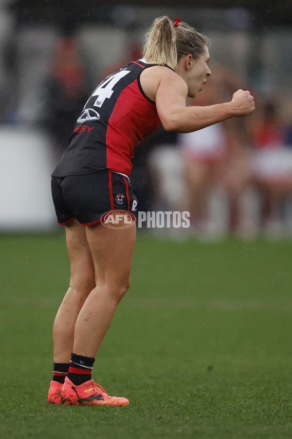 AFLW 2024 Round 02 - St Kilda v Sydney - A-53819382