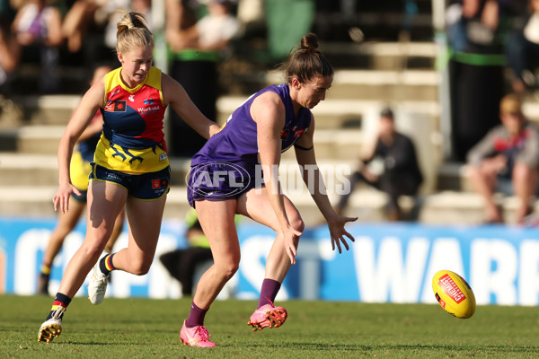 AFLW 2024 Round 02 - Fremantle v Adelaide - A-53819402