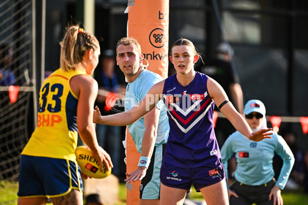 AFLW 2024 Round 02 - Fremantle v Adelaide - A-53819444