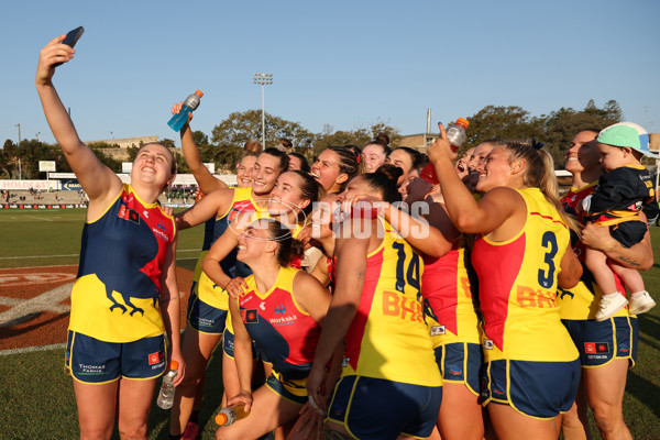 AFLW 2024 Round 02 - Fremantle v Adelaide - A-53821416