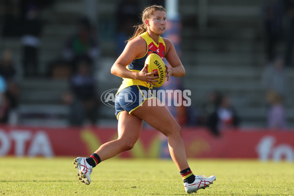 AFLW 2024 Round 02 - Fremantle v Adelaide - A-53821449