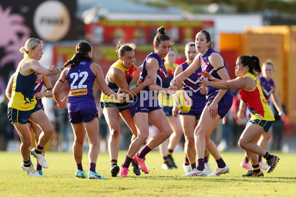 AFLW 2024 Round 02 - Fremantle v Adelaide - A-53821454