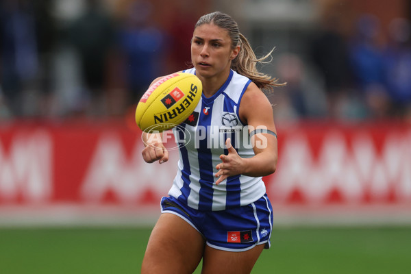 AFLW 2024 Round 02 - North Melbourne v Geelong - A-53821462