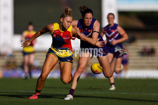 AFLW 2024 Round 02 - Fremantle v Adelaide - A-53821471