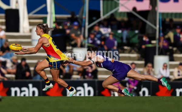 AFLW 2024 Round 02 - Fremantle v Adelaide - A-53821472