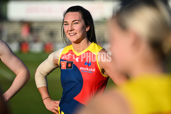 AFLW 2024 Round 02 - Fremantle v Adelaide - A-53822734