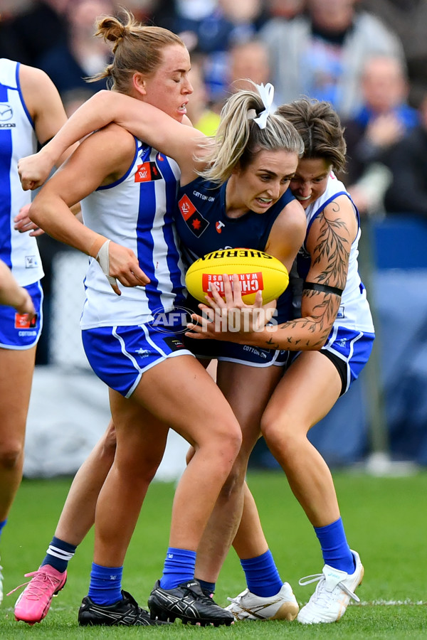 AFLW 2024 Round 02 - North Melbourne v Geelong - A-53824029