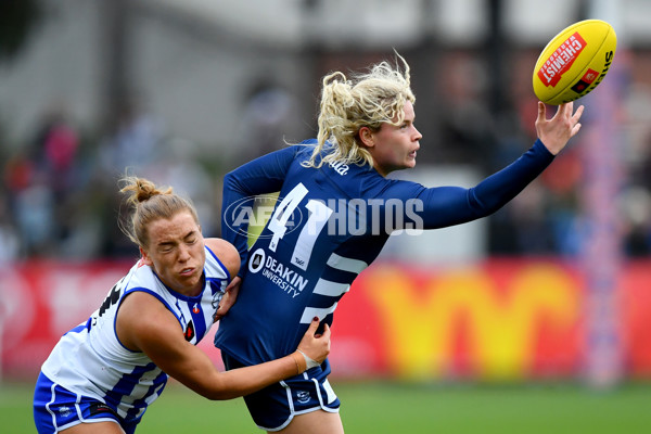 AFLW 2024 Round 02 - North Melbourne v Geelong - A-53824036