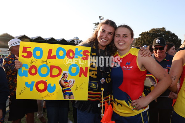 AFLW 2024 Round 02 - Fremantle v Adelaide - A-53824217