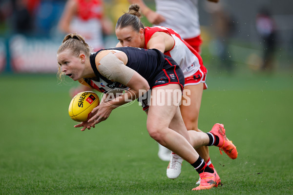 AFLW 2024 Round 02 - St Kilda v Sydney - A-53824282