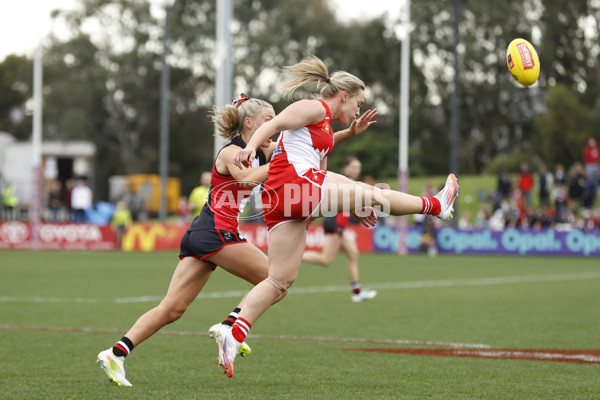 AFLW 2024 Round 02 - St Kilda v Sydney - A-53826015