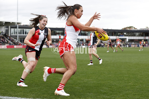 AFLW 2024 Round 02 - St Kilda v Sydney - A-53826016