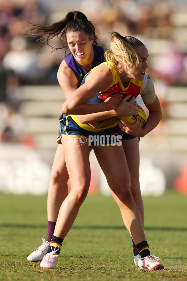 AFLW 2024 Round 02 - Fremantle v Adelaide - A-53827345