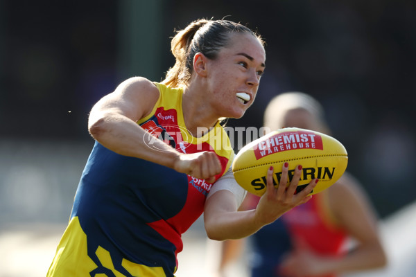 AFLW 2024 Round 02 - Fremantle v Adelaide - A-53827359