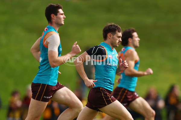 AFL 2024 Training - Hawthorn 110924 - A-53951758