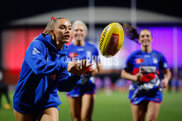 AFLW 2024 Round 03 - Western Bulldogs v West Coast - A-53980522