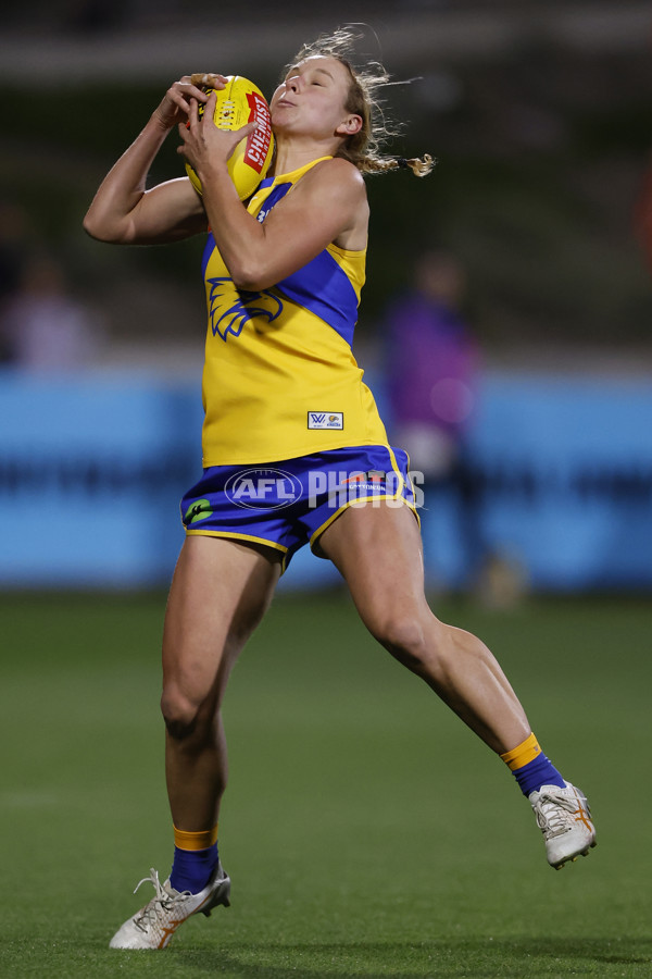 AFLW 2024 Round 03 - Western Bulldogs v West Coast - A-53980953