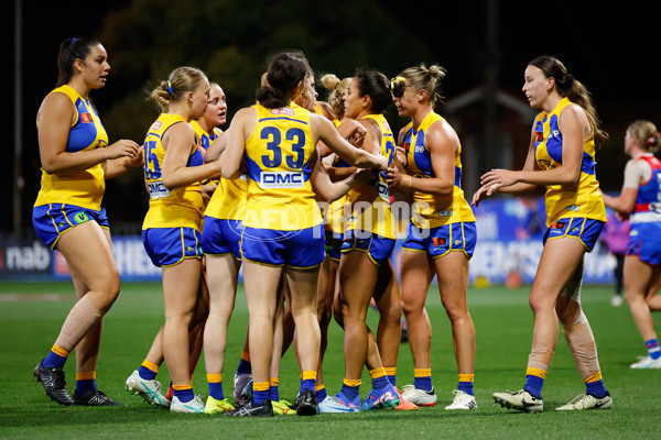 AFLW 2024 Round 03 - Western Bulldogs v West Coast - A-53983435