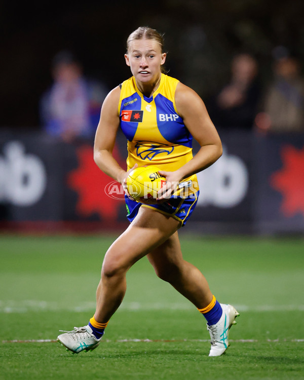 AFLW 2024 Round 03 - Western Bulldogs v West Coast - A-53983909